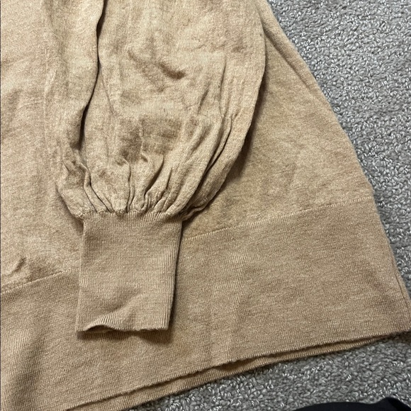 Trina Turk Merino Wool V-Neck Tan Sweater Size XS - Picture 6 of 8